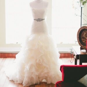 White by Vera Wang Wedding Dress